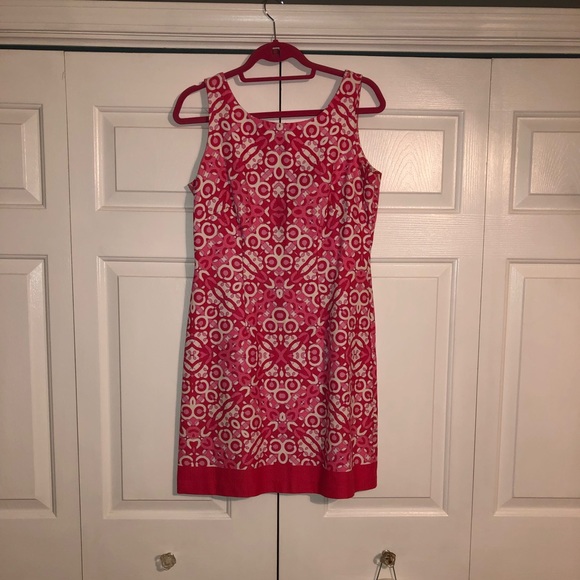 Just Taylor Dress - Picture 1 of 3